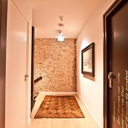 Gloria's Loft Op De Grote Markt Breda