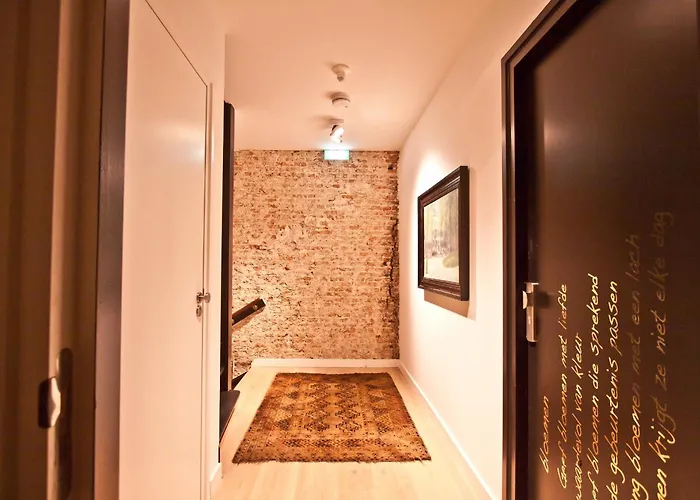 Gloria's Loft Op De Grote Markt Breda