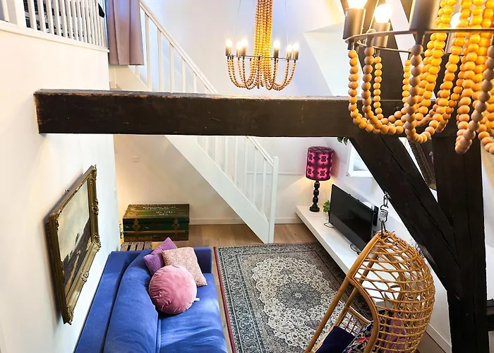 Gloria's Loft Op De Grote Markt شقة