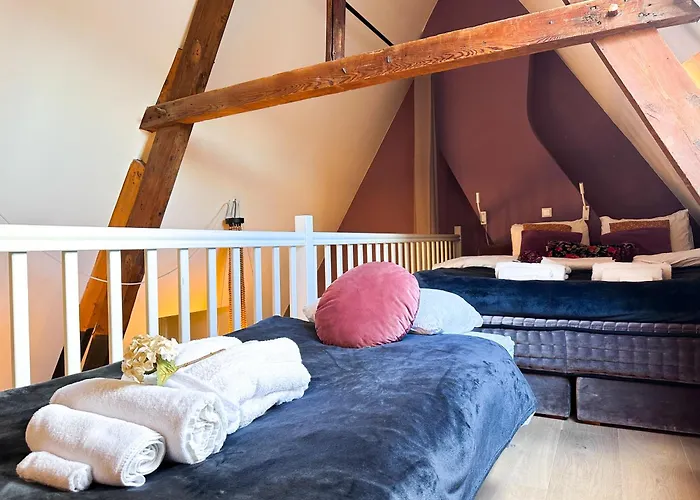 Gloria's Loft Op De Grote Markt شقة *